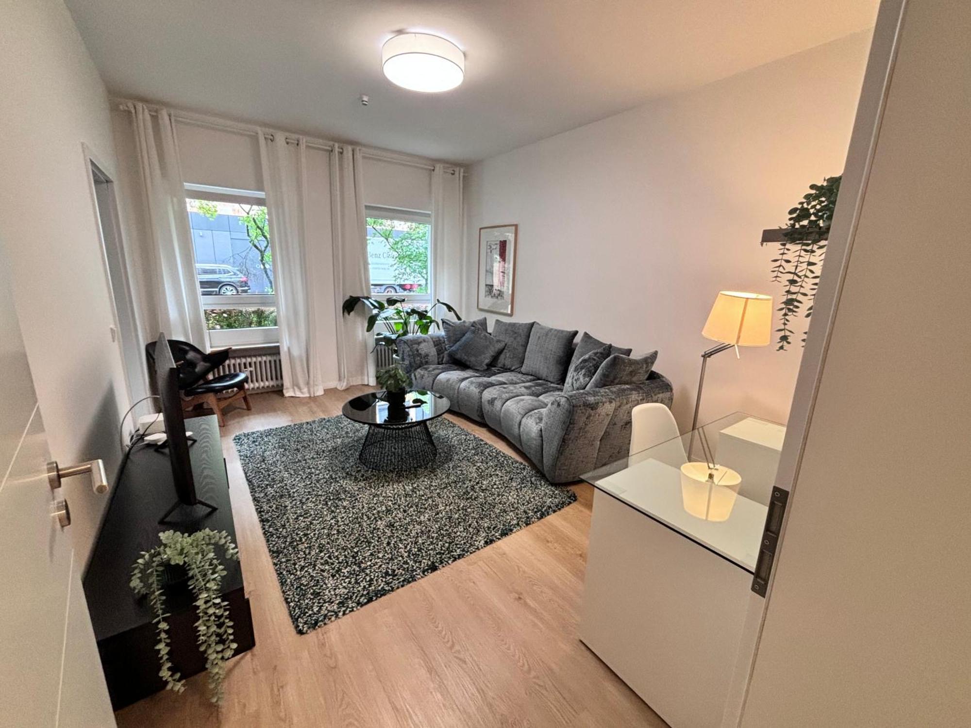 Raum2Go - No1 Modernes Ruhiges 2-Schlafzimmer Apartment City & Park Wiesbaden Exterior photo